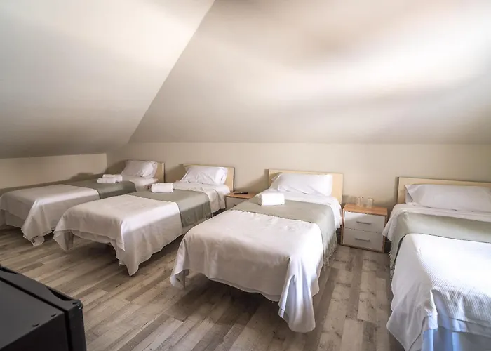 Guest house Valdecilla 3000