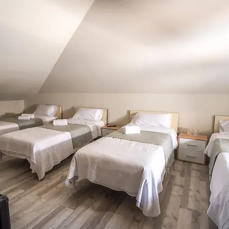 Guest house Valdecilla 3000