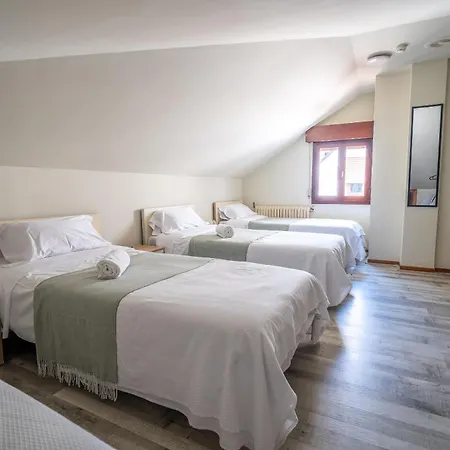 Valdecilla 3000 Guest house *